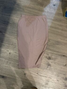 PrettyLittleThing Dusty Pink Pencil Midi Skirt